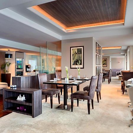 Le Meridien Gurgaon, Delhi NCR Extérieur photo