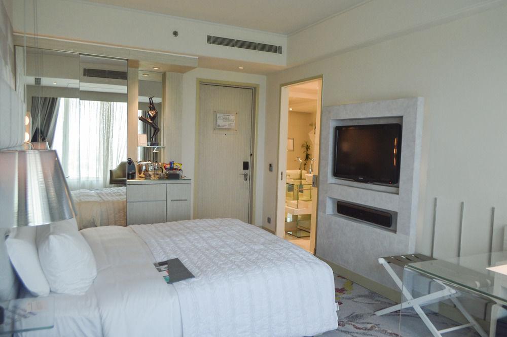 Le Meridien Gurgaon, Delhi NCR Extérieur photo