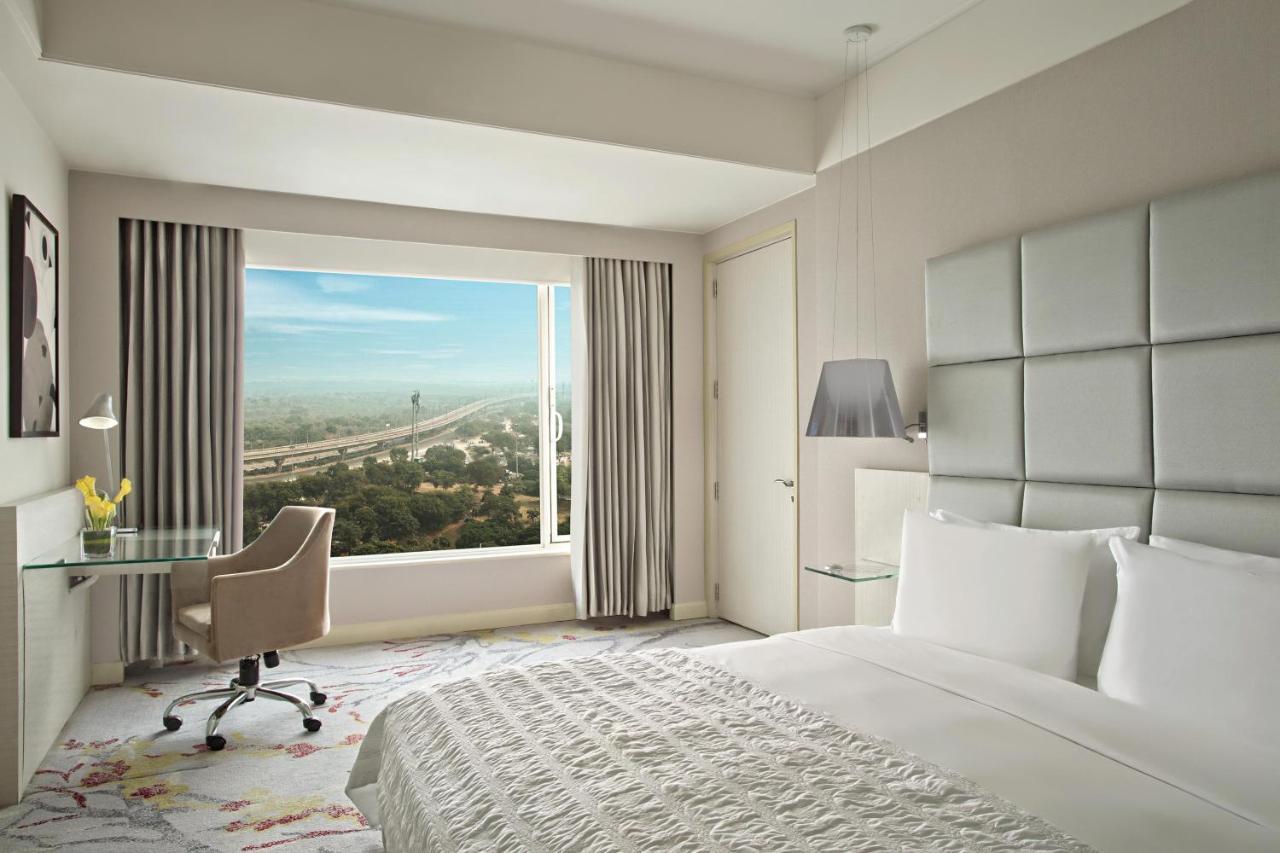 Le Meridien Gurgaon, Delhi NCR Extérieur photo