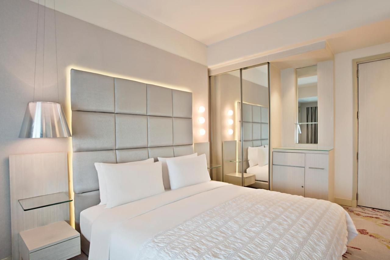Le Meridien Gurgaon, Delhi NCR Extérieur photo