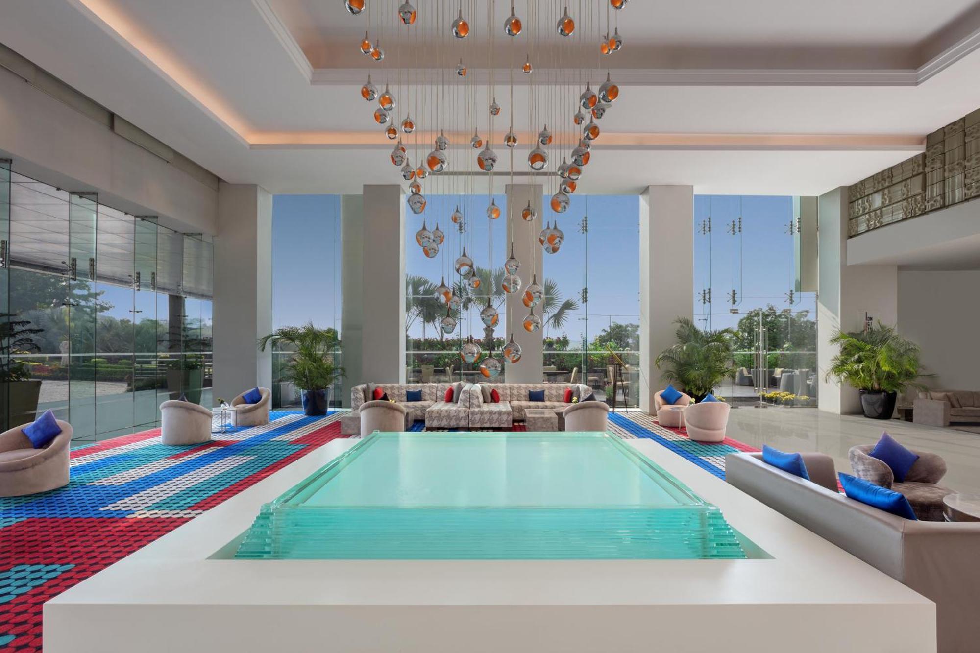 Le Meridien Gurgaon, Delhi NCR Extérieur photo